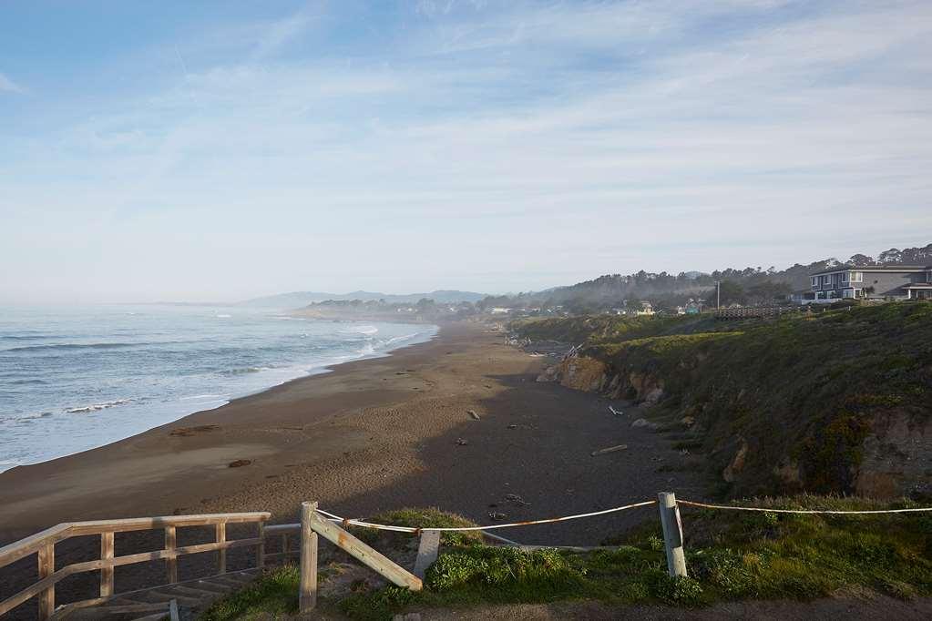 White Water Hotel Cambria Natureza foto