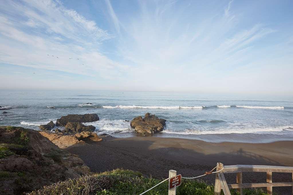 White Water Hotel Cambria Exterior foto