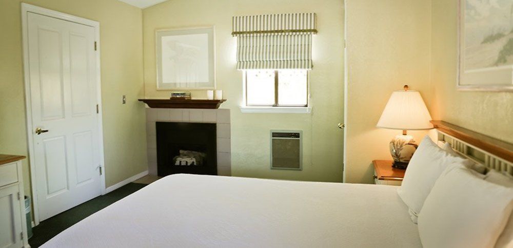 White Water Hotel Cambria Exterior foto